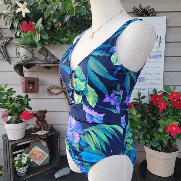 TRANSFORM ♡ Sweet 1pc Multi Color Floral Open Back Padded Bralette Swimsuit 12 - Picture 7 of 16
